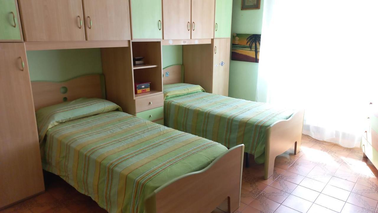 Appartamento Incantevole Al Centro Di Torvaianica Zewnętrze zdjęcie