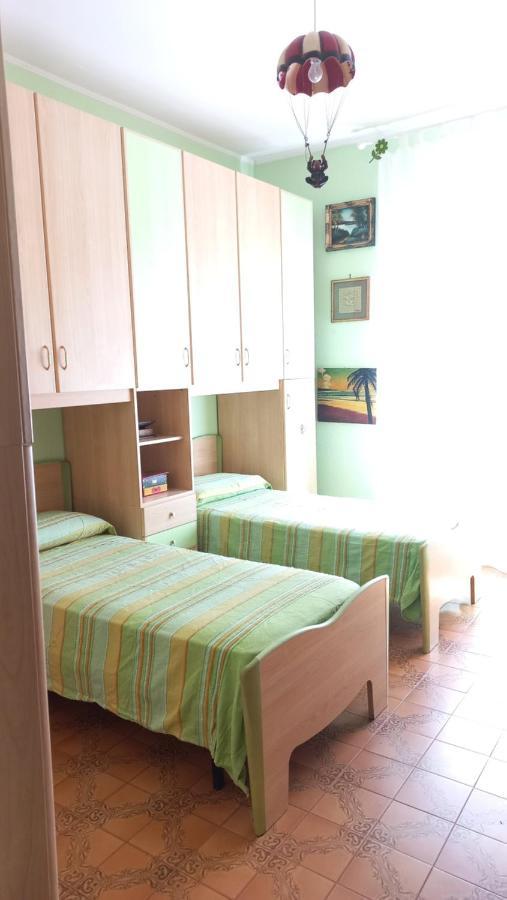 Appartamento Incantevole Al Centro Di Torvaianica Zewnętrze zdjęcie