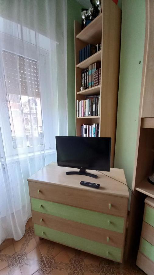 Appartamento Incantevole Al Centro Di Torvaianica Zewnętrze zdjęcie